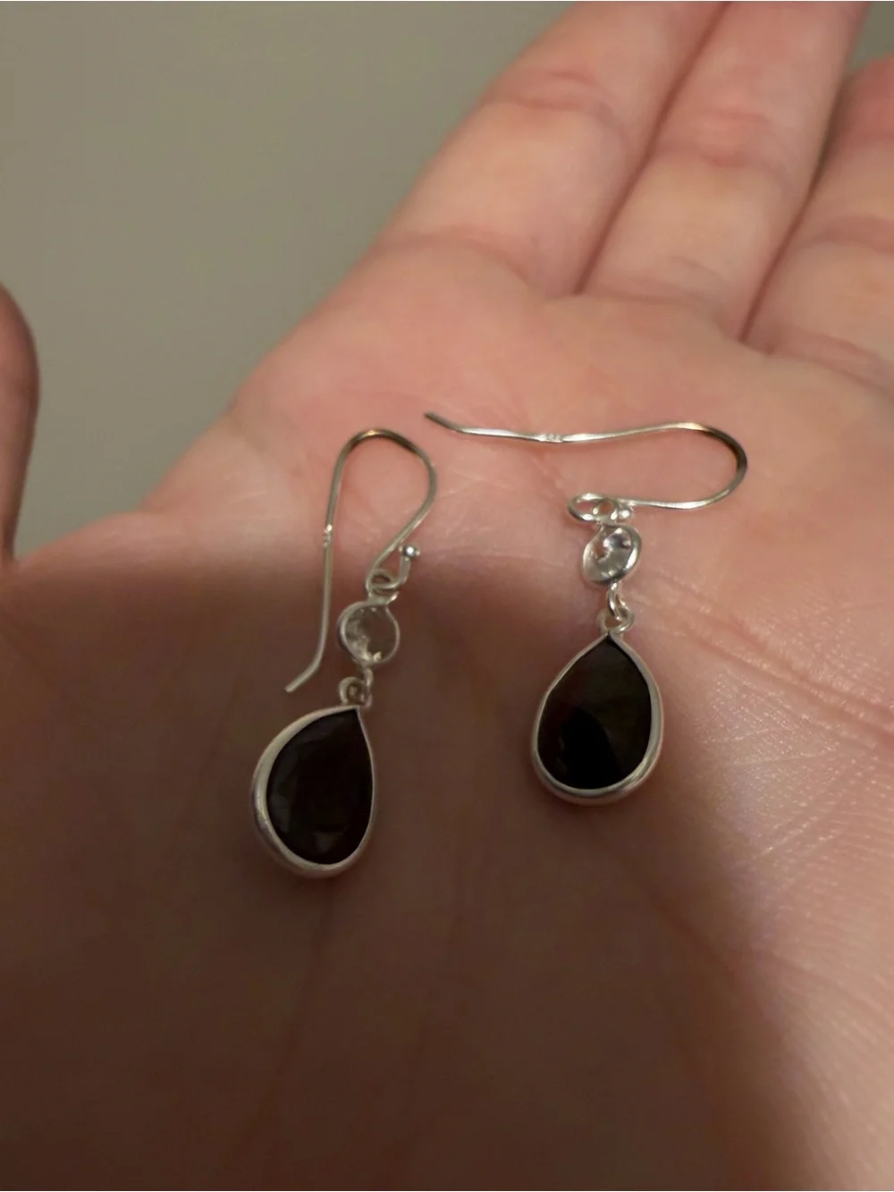 925 Sterling Silver Black Teardrop & Clear Stone Dangle Earrings